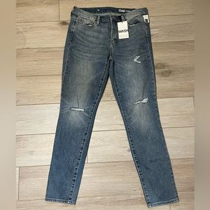 Women’s Gap Skinny Jeans